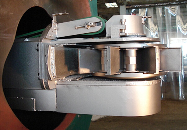 鋼管內(nèi)壁噴砂機(jī)，內(nèi)腔除銹設(shè)備